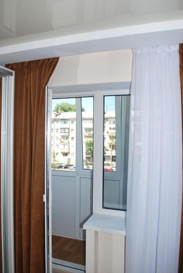 Apartment At Kirova Dnipro Exterior photo